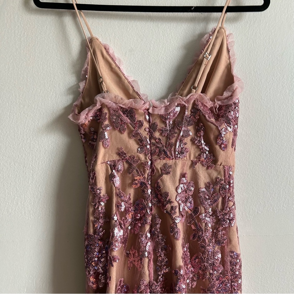 NWT NBD Revolve  Sz XXS Dragonfly Pink Sequin Ruffle Midi Dress - Picture 7 of 13